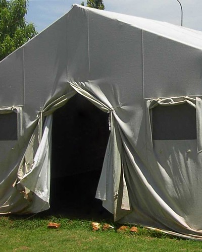 Изготавливаем солдатские палатки в Чудово вместимостью <strong>до 70 человек</strong>